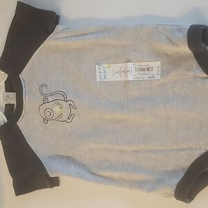 One piece gray with blue short sleeves for baby.